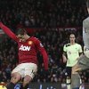 Manchester United s-a desprins la sapte puncte de rivala din oras